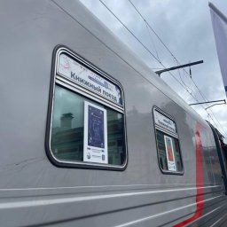 Стартовый этап проекта "Книжный поезд" охватил семь городов от Санкт-Петербурга до Сочи с насыщенной Стартовый этап проекта "Книжный поезд" охватил семь городов от Санкт-Петербурга до Сочи с насыщенной